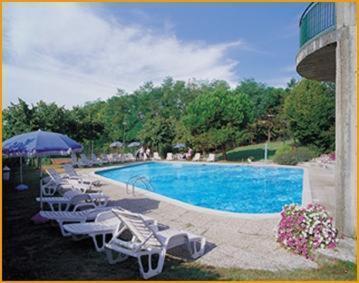 Park Hotel Galileo Реджело Екстериор снимка
