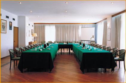 Park Hotel Galileo Реджело Екстериор снимка